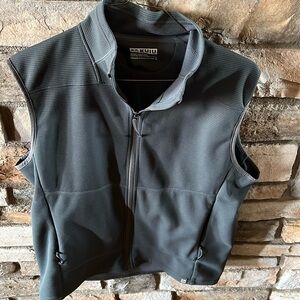 Kuiu Peloton Vest XL